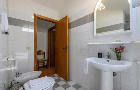 Lovely Apartment In Montemonaco - Foto 26