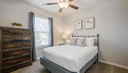 Stylish & Modern 3BR Home Near Chattahoochee River - Foto 4