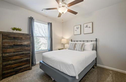 Stylish & Modern 3BR Home Near Chattahoochee River - Foto 4