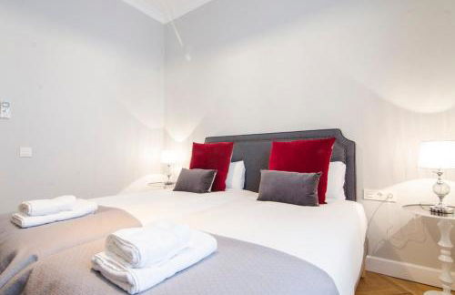 Stunning Stylish 4BD 3BTH - City Center-Atocha - Photo 33