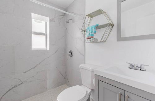 Luxury House with Delightful Beach Style! - Foto 14