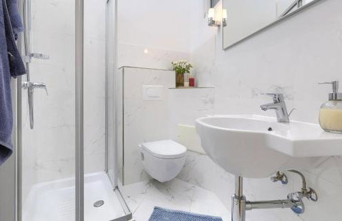 3 Bedroom Awesome Home In Umag - Foto 37