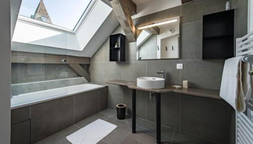 Four-bedroom triplex in Albiez-Montrond - Photo 3