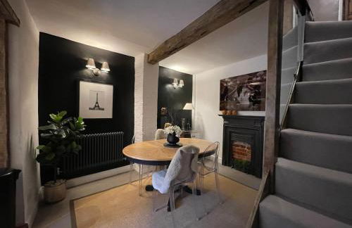 Entire Georgian luxury house - 3 Storey- High St Henley-in-Arden -Two bedrooms-Sleeps 4 people Close to Stratford upon Avon - Warwick - Solihull - NEC - Foto 3