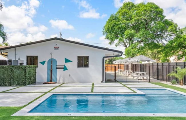 Sleek Modern Miami Getaway With Pool Oasis - Foto 1