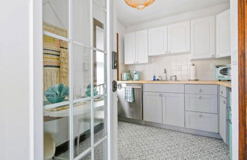 1926 Mediterranean Home with Heated Pool Sleeps 12 - Foto 42