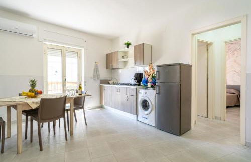 spazioso bicamere fronte mare - Foto 4