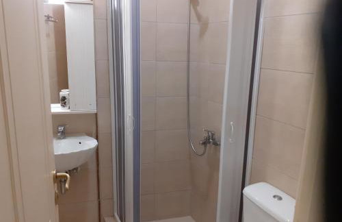 Near the Airport & near the Metro and Suburban station"PEANIA-KANTZA" - Foto 29