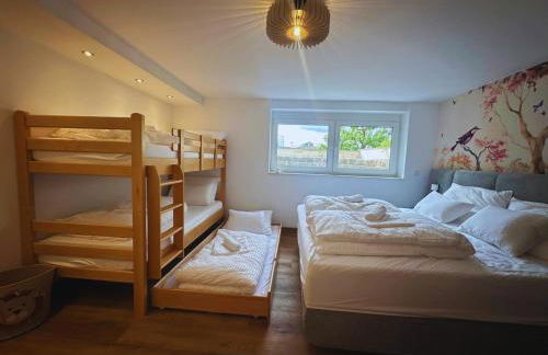 Frankenherz-Apartments - Premium Wohnung mit Terrasse, nahe Playmobil-Funpark & zur Messe, Self-Check-In - Foto 16