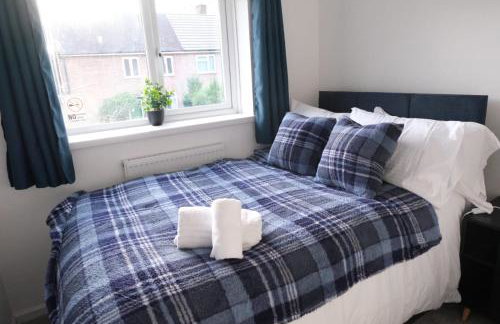 Comfy, Modern, 3 Bed House - Free Parking - Quiet Area - Near Solihull, NEC, Airport - Foto 7