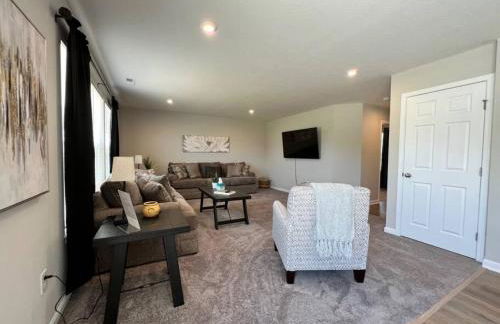 7876 Ellington Court Cheerful 4 Bedroom Home Brand New Construction - Foto 13