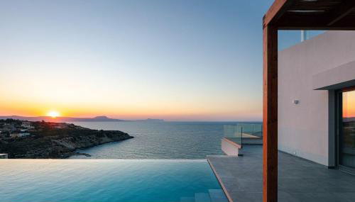 Villa Balance, Unwind with Panoramic Sea Views, by etouri - Foto 2