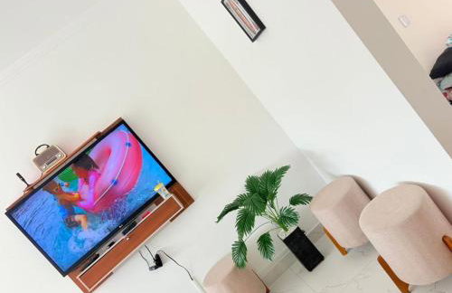 Cobertura Duplex TOP Churrasqueira Privativa 4 quartos Ubatuba até 11 pessoas Hospedagem Aluguel de temporada pousada hotel Praia Grande Itaguá - Foto 3