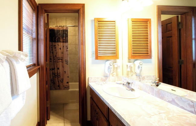 Sunburst Condominiums - Photo 27