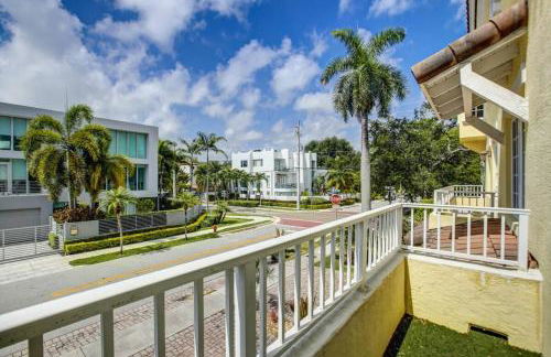 Private Patio Cali King Bed Walk to Las Olas - Foto 29