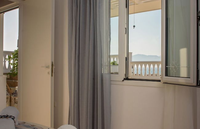 Rodanthi Hospitality - Foto 13