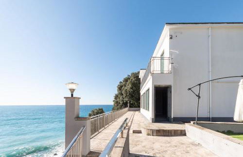 Villa 4 bedroom Vista Mare, Terrazza e Giardino - Foto 1