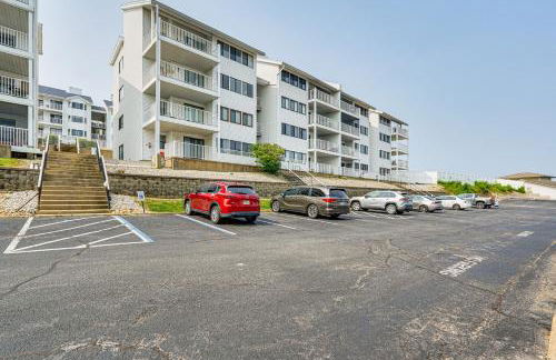 Pool Access and Lake Views Osage Beach Family Gem - Photo 23