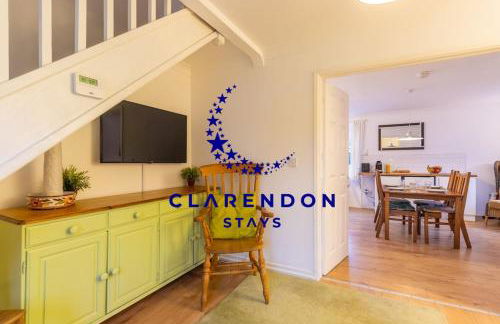 NEW! 2BR House in Leamington Spa by Clarendon Stays , Ideal for Professionals, Free Parking, WiFi, Smart TV! - Foto 1