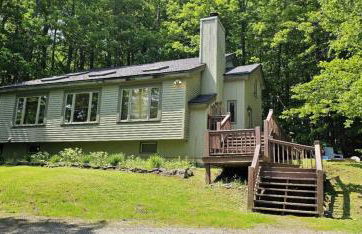 Wine Moose w Hot tub Fireplace Sauna 9min to Mt Snow - Foto 52