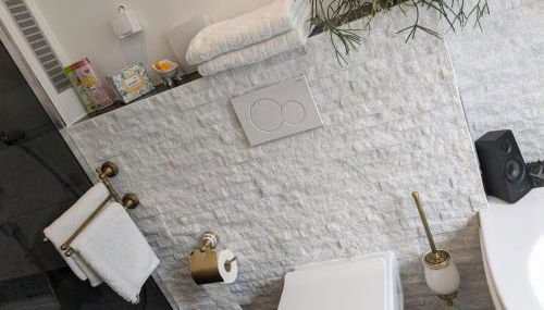 Altes Häusle am Waschbach Anno 1625 Ferienwohnungen und Doppelzimmer - Foto 3