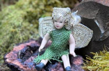 Enchanted Hollow- Cozy, Romantic Woodland Getaway - Photo 20