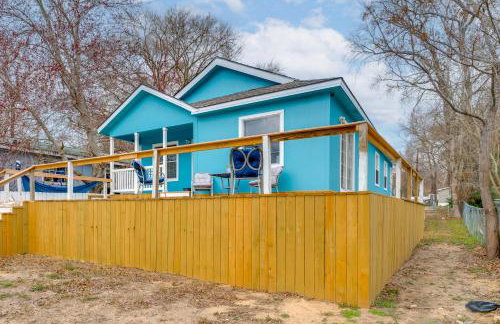 Lake Conroe Bliss Waterfront Home with Boat Ramp - Foto 26