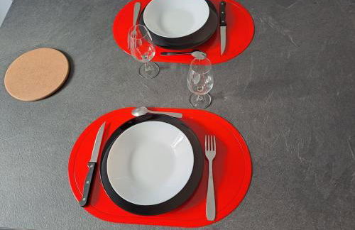 Agréable T2 Classé 3 étoiles, refait à neuf, dans quartier calme - Photo 15