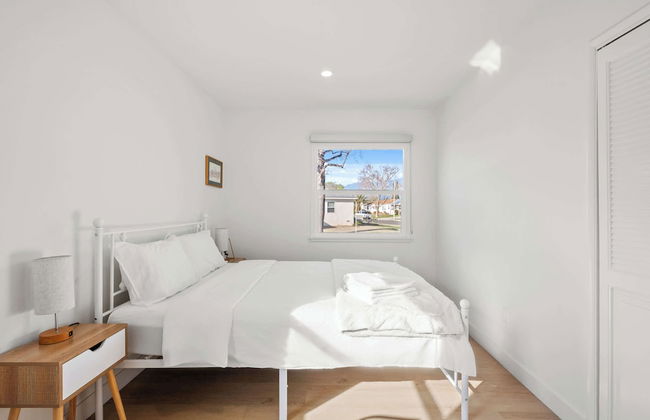 Cozy & Stylish Home Spacious, Fully Equipped Stay - Foto 6