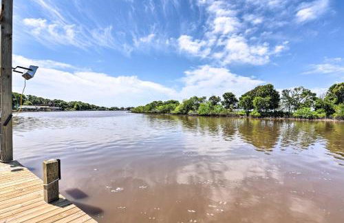 Furnished Deck and Dock Renovated Sargent Cabin! - Foto 2