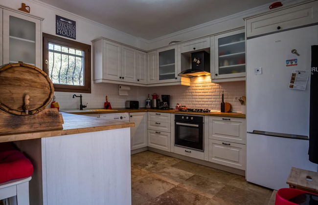 Refreshing Home With Garden in Torba Bodrum - Foto 5