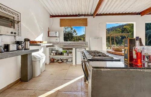 Sítio com Churrasqueira, Piscina, Lago e Natureza - Foto 20