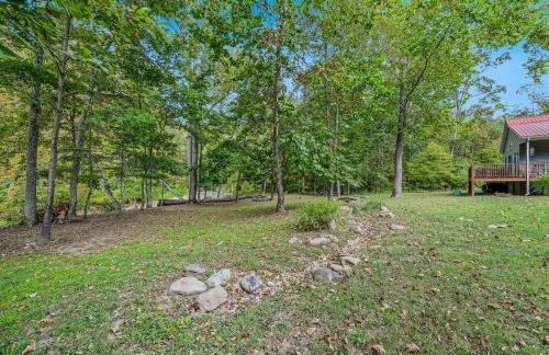 Mariposa Moon Cottage at Sleepy Creek - Wifi, Deck, Fire Pit, Creekside, View - Photo 76