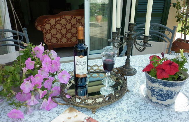 Helen's family home - Photo 32