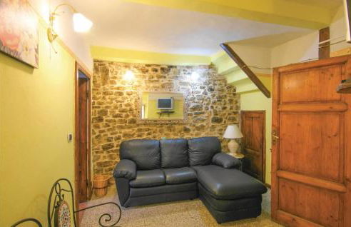 Awesome Home In Montefegatesi With Wifi - Foto 11