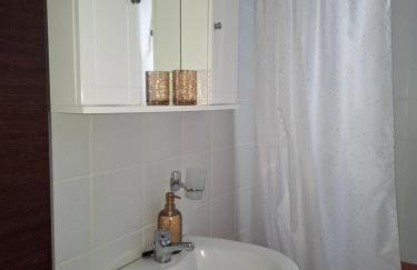 V & G House - Photo 22