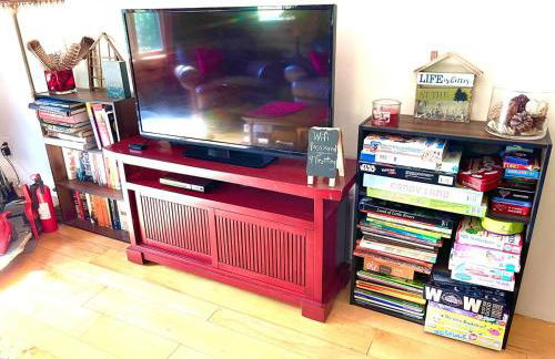 Log Cabin at the Goat Sanctuary - Foto 7