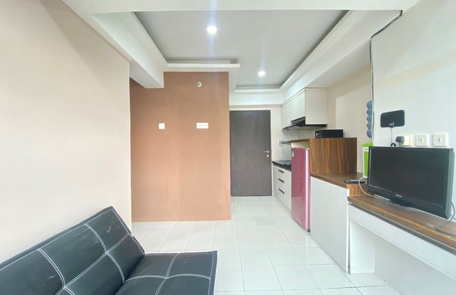 Roomy 2BR Apartment at Jarrdin Cihampelas Apartment - Foto 21