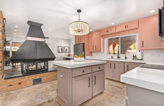 Historic Desert Rose Estate Pool Sauna Sleeps 12 - Foto 17