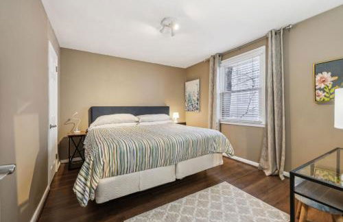 Belmont kings 1 mile to downtown and park free - Foto 7