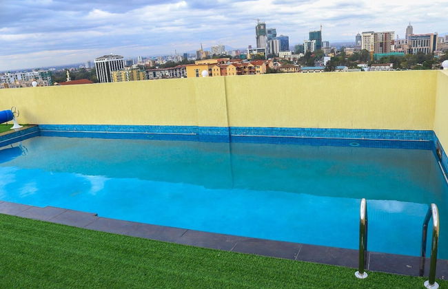 Luxury 4 Bedroom with a Rooftop Pool - Foto 47