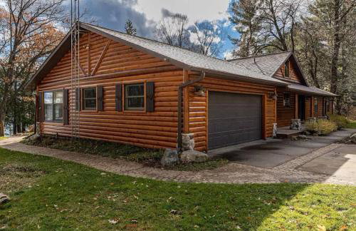 Big Arbor Pines Family friendly - Photo 13