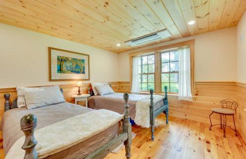 Lakefront Lovell Home with Dock Walk to Town Beach! - Foto 17