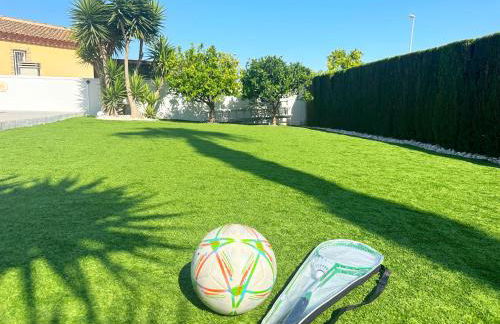 Luxury villa with large swimming pool and outdoor area - Foto 30