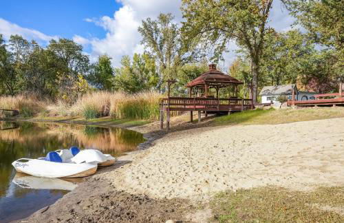 Oak Pond Retreat Stocked pond/pool table/BBQ Grill/EV Charger - Foto 51