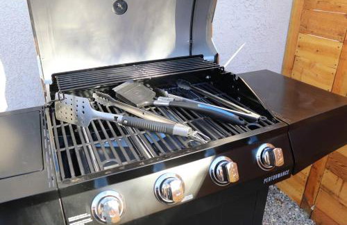 Cowboy Den-Private Hot Tub-Game Room-Pet Friendly-No Pet Fees! - Foto 78