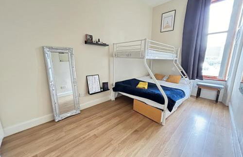 VS-Entire Flat-Central Scotland-Falkirk, Self-Check-in , Pet-friendly with Parking - Foto 16