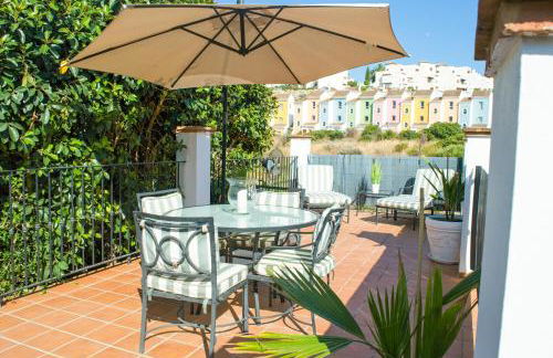 Villa Bendex Estepona Costa Del Sol - Photo 29