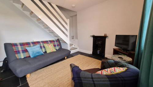 Picturesque 2 Bedroom Miners Cottage Near Bike Park Wales & Brecon Beacons - Foto 5