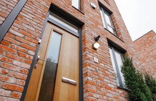 Sleek 4BR Townhouse - Rooftop - Hot Tub - Foto 44